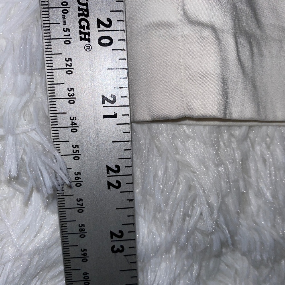 Excellent Condition Coldwater Creek Capris White Sz6 - Picture 6 of 6